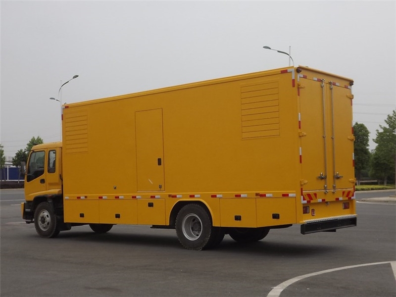 策勒租赁发电机-柴油发电机组机房烟管的布置与安装