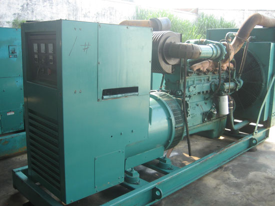 策勒出租发电机-发电机组购买指南都有哪些