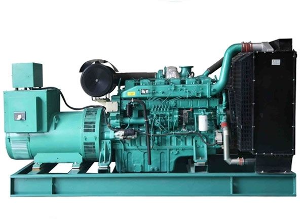 策勒发电机租赁-柴油发电机与汽油发电机的区别