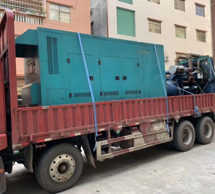 策勒如何在不同负载率下确保 400KW 柴油发电机组的正常运行？