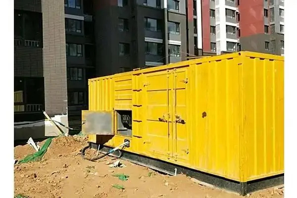 策勒发电机租赁中燃油压力过低会对发动机的哪些部件造成损坏？