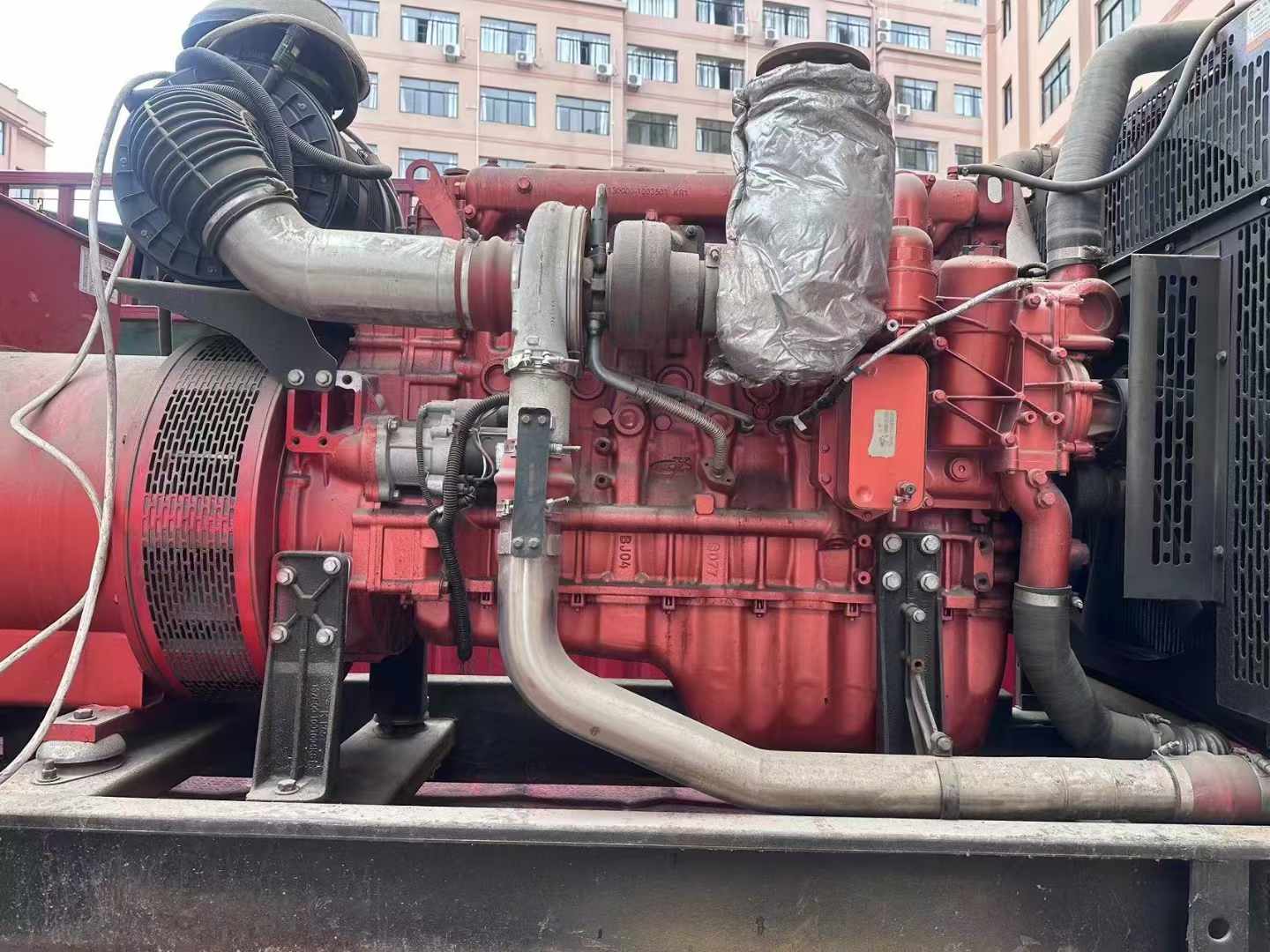 策勒如何选择适合 600kW 柴油发电机组的过载保护器？