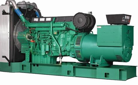 策勒发电机除垢后需要用清水冲洗水冷式机油散热器几次？