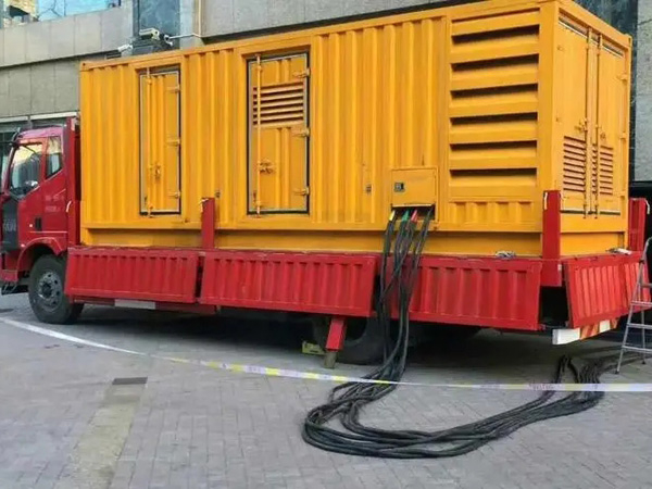 策勒如何确定水冷式机油散热器密封件的规格型号？